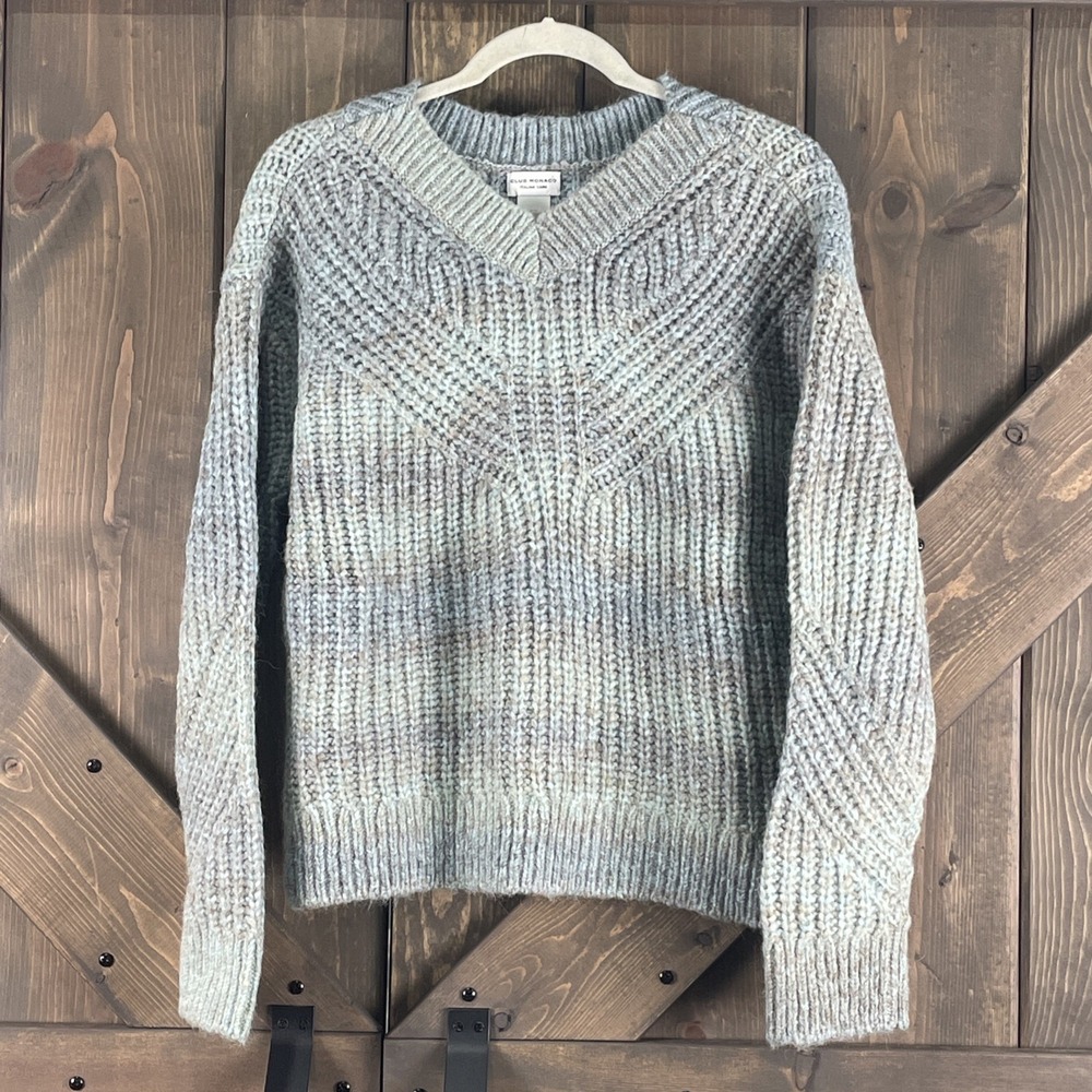 NWT Club Monaco Watercolor Italian Yarn V-Neck Chunky Knit Sweater Women's Small